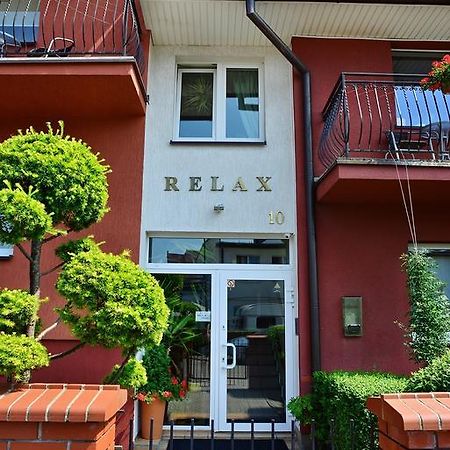 Dom Gościnny Relax Rewal Zewnętrze zdjęcie